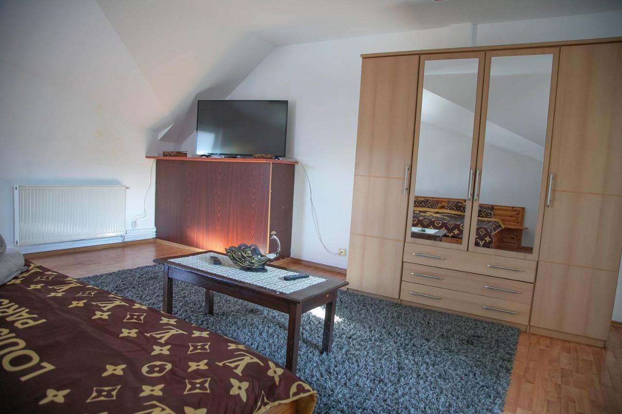 Xxl-House Apartment Târgu-Mureş Екстериор снимка